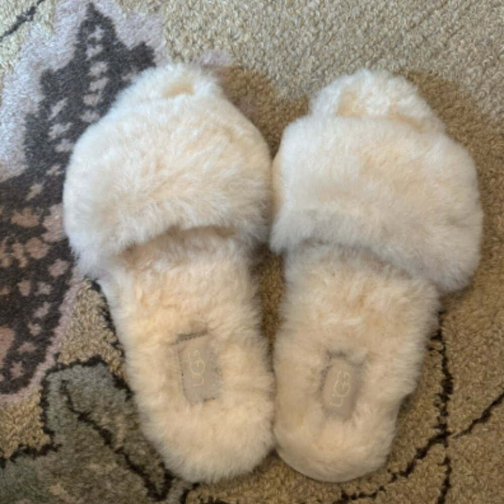 COPY - UGG Cream Slippers